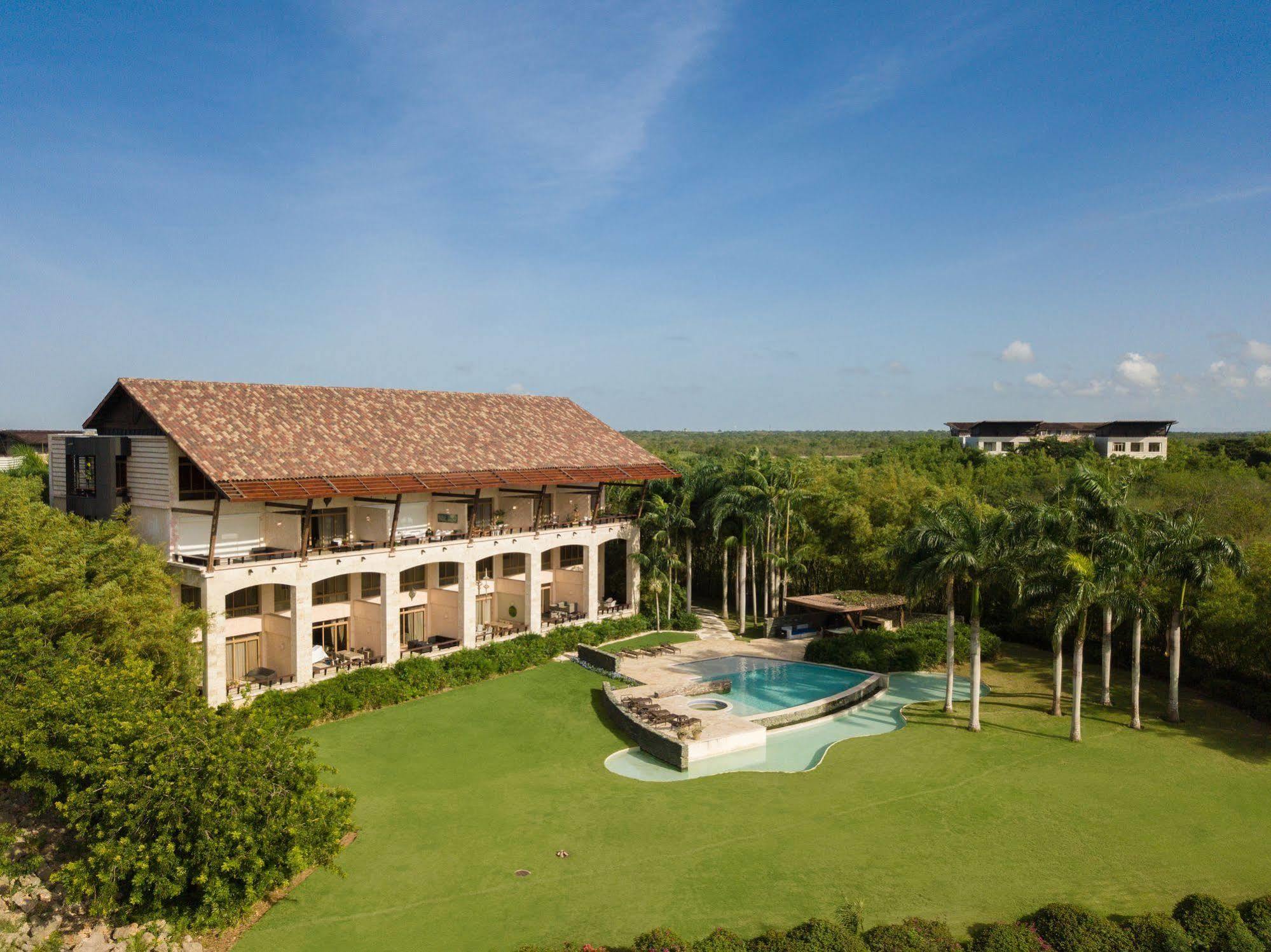 Los Altos Residences By Mint La Romana Exteriör bild